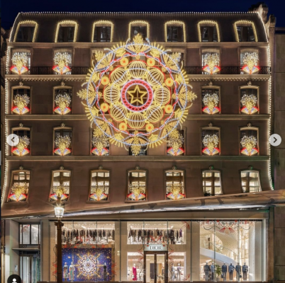 DIOR: LE LUMINARIE SALENTINE ILLUMINANO I PUNTI VENDITA IN TUTTO MONDO - EVENTI SALENTO