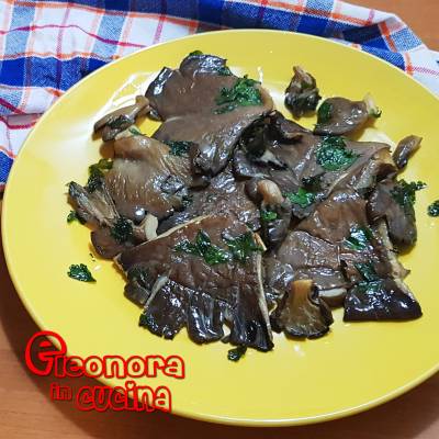 FUNGHI GRIGLIATI AL FORNO la ricetta salentina di Eleonora in Cucina - Eventi Salento