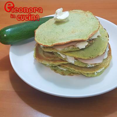 PANCAKE DI ZUCCHINE ripieni con tacchino e formaggio di Eleonora in Cucina - Eventi Salento